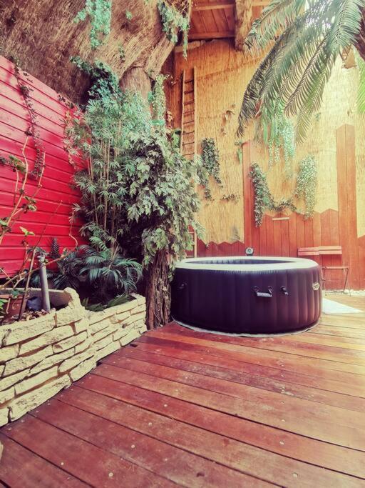 Maison De Village, Jacuzzi, Salle Cinema Valencin Ngoại thất bức ảnh